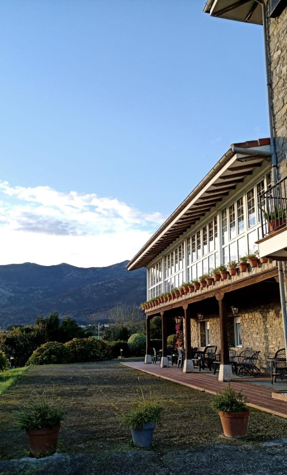 Caspios Hotel