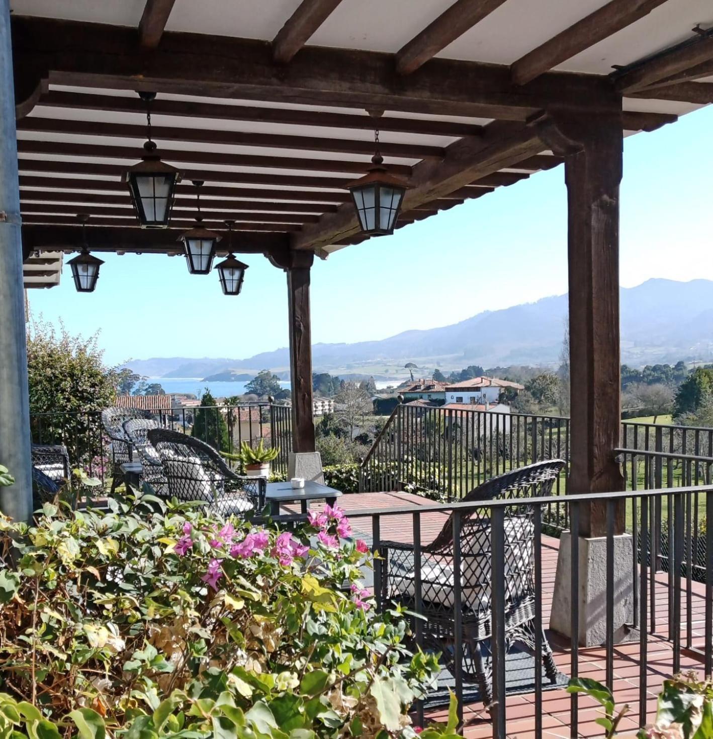 Caspios Hotel 3*