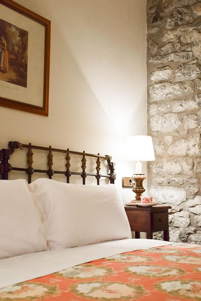 Caspios Hotel
